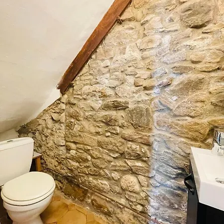 Chez-yu Au Pied De La Cite Carcassonne